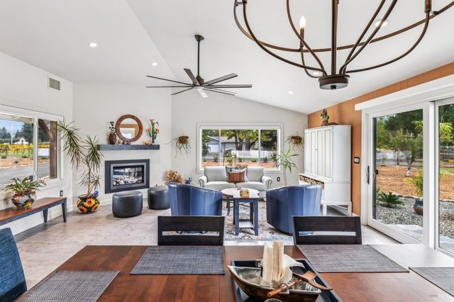 180 Adobe Canyon Rd, Kenwood, CA 95452