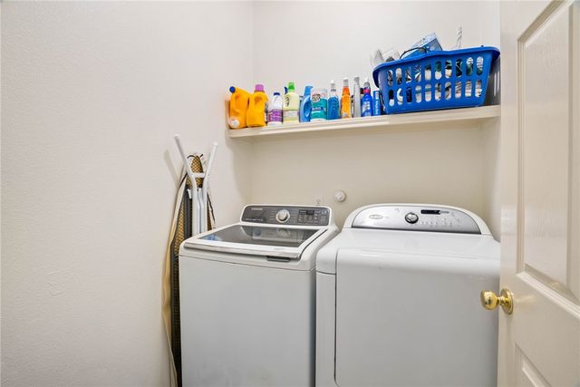 2045 Spanish Trail, Corpus Christi, TX 78410