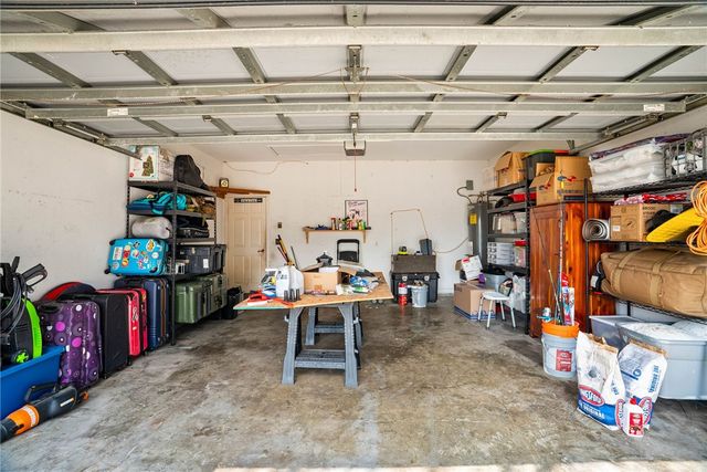 2045 Spanish Trail, Corpus Christi, TX 78410