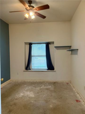 2045 Spanish Trail, Corpus Christi, TX 78410