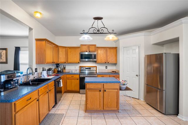 2045 Spanish Trail, Corpus Christi, TX 78410