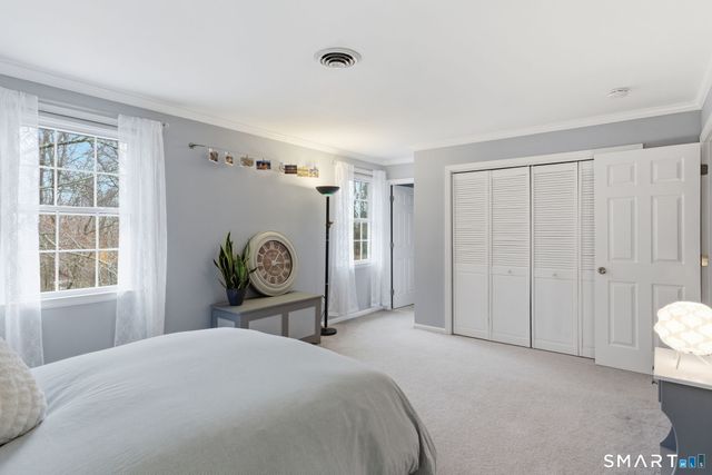 32 School House Hill, Burlington, CT 06013