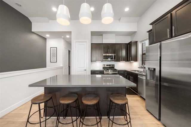 2616 Riverside Drive M, Houston, TX 77004