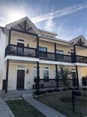 301 B Poplar Street, College Station, TX 77840