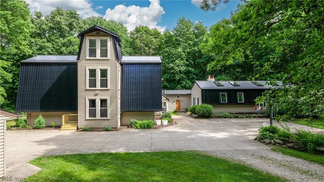 12530 Nelson Parkman Road, Garrettsville, OH 44231