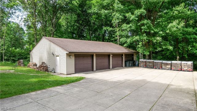 12530 Nelson Parkman Road, Garrettsville, OH 44231