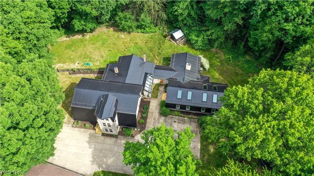 12530 Nelson Parkman Road, Garrettsville, OH 44231