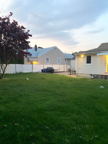 78 GARIBALDI AVE, Lodi, NJ 07644