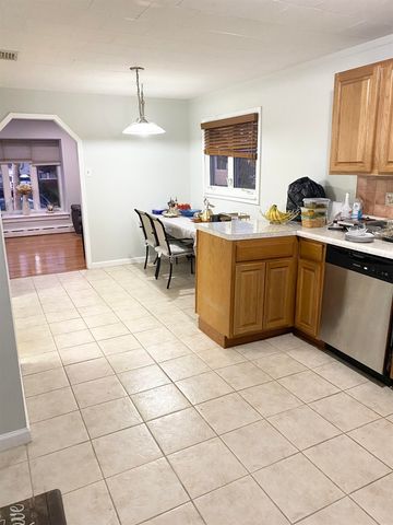 78 GARIBALDI AVE, Lodi, NJ 07644
