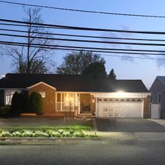78 GARIBALDI AVE, Lodi, NJ 07644