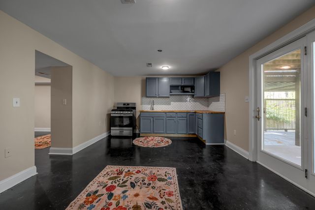186 Hunter Drive, Lancaster, KY 40444