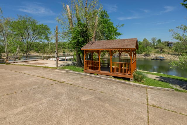 186 Hunter Drive, Lancaster, KY 40444