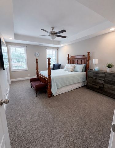465 Irish Hills Dr, Clarksville, TN 37042