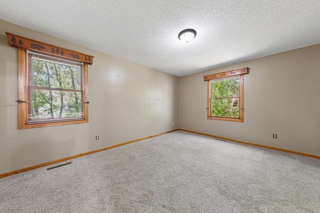 17893 Alexander Avenue, Faribault, MN 55021