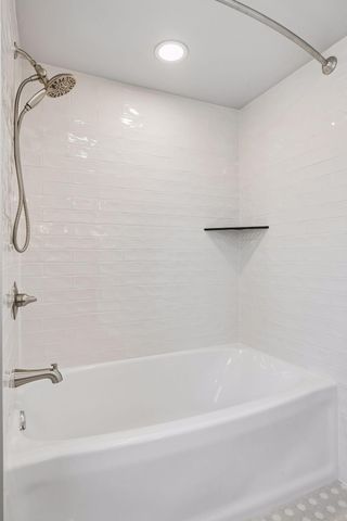 3715 27th Avenue S, Minneapolis, MN 55406