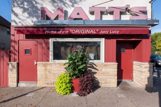 3715 27th Avenue S, Minneapolis, MN 55406