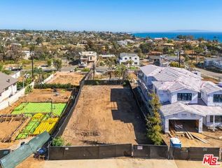 16778 Edgar Street, Pacific Palisades (los Angeles), CA 90272