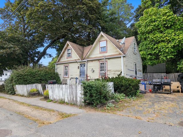29 Conant Street, Beverly, MA 01915