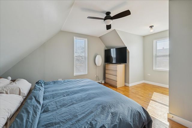 3024 N Sawyer Avenue 2, Chicago, IL 60618