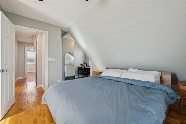 3024 N Sawyer Avenue 2, Chicago, IL 60618