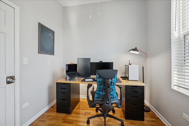 3024 N Sawyer Avenue 2, Chicago, IL 60618