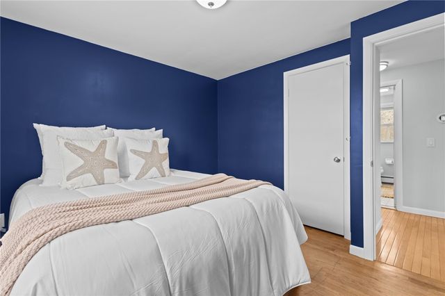 26 Ellison Street, Cranston, RI 02920