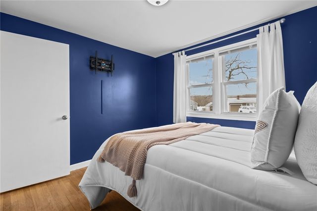 26 Ellison Street, Cranston, RI 02920