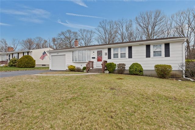 26 Ellison Street, Cranston, RI 02920