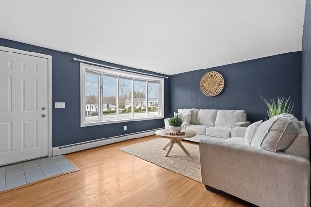 26 Ellison Street, Cranston, RI 02920