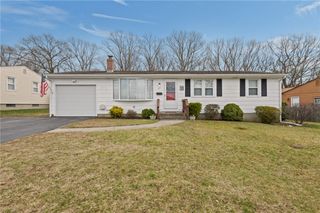 26 Ellison Street, Cranston, RI 02920