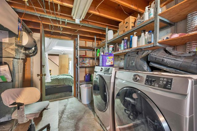 1434 BAUMGART ROAD, Green Bay, WI 54304