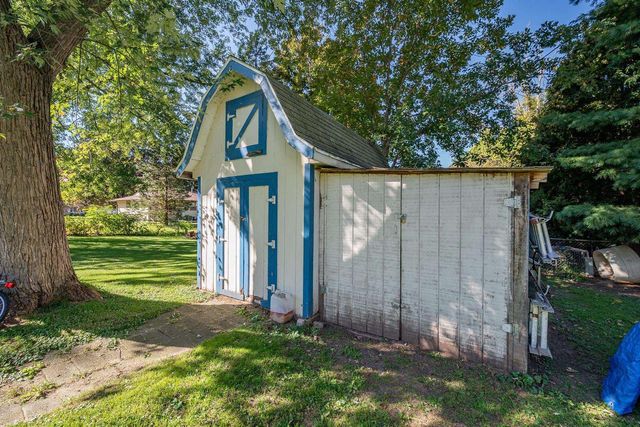 1434 BAUMGART ROAD, Green Bay, WI 54304