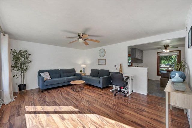 1434 BAUMGART ROAD, Green Bay, WI 54304