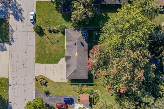 1434 BAUMGART ROAD, Green Bay, WI 54304