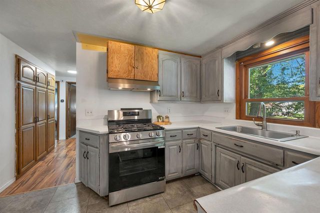 1434 BAUMGART ROAD, Green Bay, WI 54304