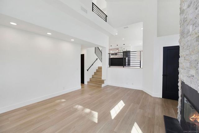 12523 El Camino Real A, San Diego, CA 92130