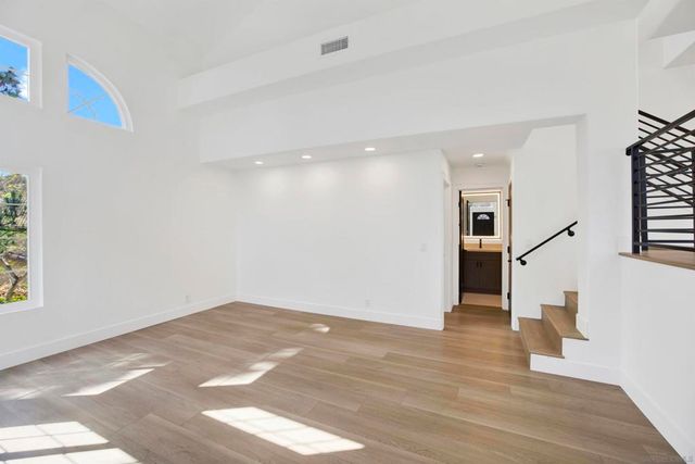 12523 El Camino Real A, San Diego, CA 92130