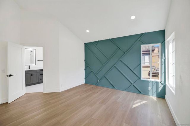 12523 El Camino Real A, San Diego, CA 92130