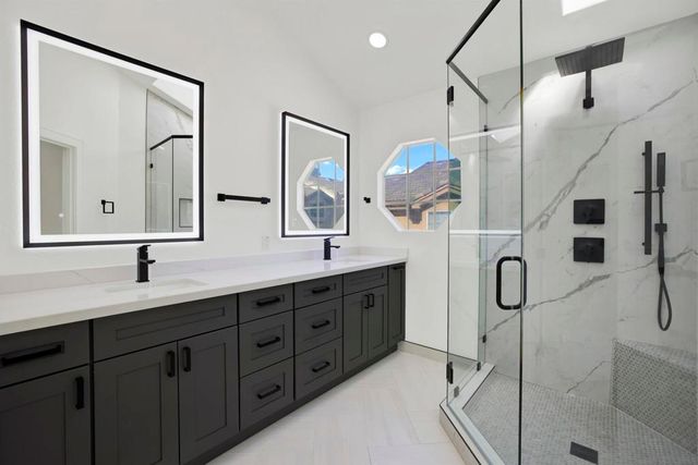 12523 El Camino Real A, San Diego, CA 92130