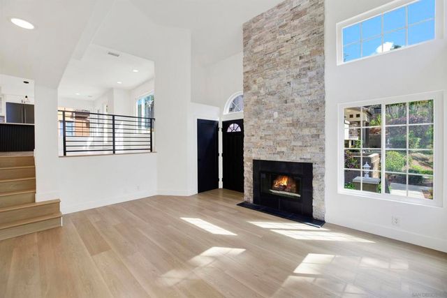 12523 El Camino Real A, San Diego, CA 92130