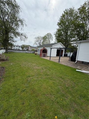 905 POWELL AVE Avenue, Erie, PA 16505