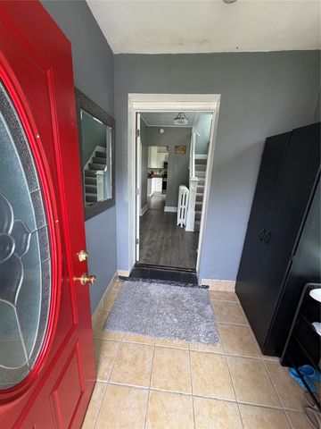 905 POWELL AVE Avenue, Erie, PA 16505