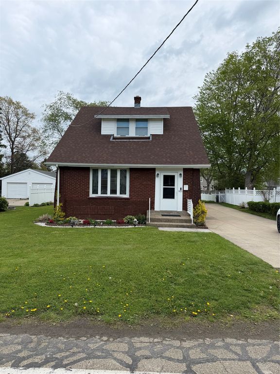 905 POWELL AVE Avenue, Erie, PA 16505