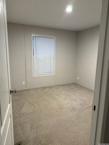 1113 RAMBLE HLS, Canyon Lake, TX 78133