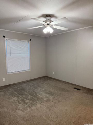 1113 RAMBLE HLS, Canyon Lake, TX 78133