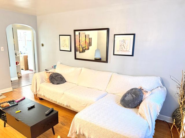 1704 Central Avenue, Whiting, IN 46394