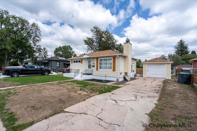1869 CHERRY CT, Cheyenne, WY 82001