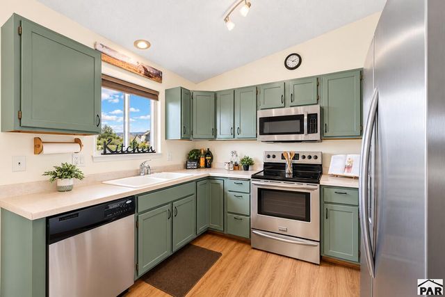 1880 W Escalante Ct., Pueblo West, CO 81007