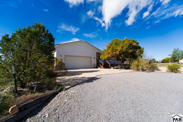 1880 W Escalante Ct., Pueblo West, CO 81007