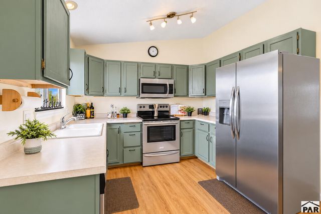 1880 W Escalante Ct., Pueblo West, CO 81007